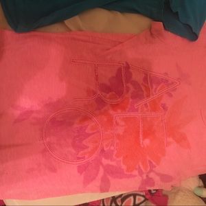 Aeropostale pink and orange T-shirt